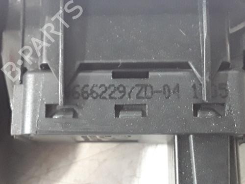 Right rear window switch PEUGEOT 3008 II SUV (MC_, MR_, MJ_, M4_) 1.6 THP 165 (M45GYW, M45GZW, M45GYV) | BP28330684I28