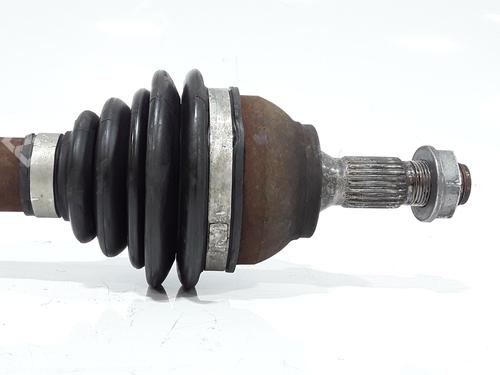 Right front driveshaft PEUGEOT 3008 II SUV (MC_, MR_, MJ_, M4_) 1.6 THP 165 (M45GYW, M45GZW, M45GYV) | BP28284597M39 