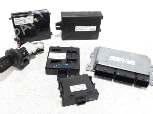 Used Engine control unit (ECU) RENAULT TWINGO III (BCM_, BCA_) 0.9 TCe 95 (92 hp) 25766966