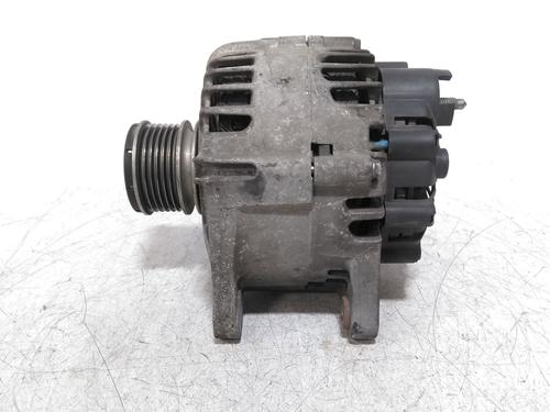 Używane Alternator DACIA DUSTER (HS_) 1.5 dCi (HSAJ) (90 hp) 32353516