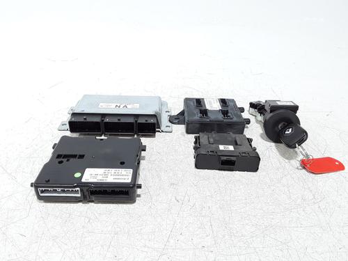 electronic-module-renault-twingo-iii-bcm_-bca_-2014-32332132 main image