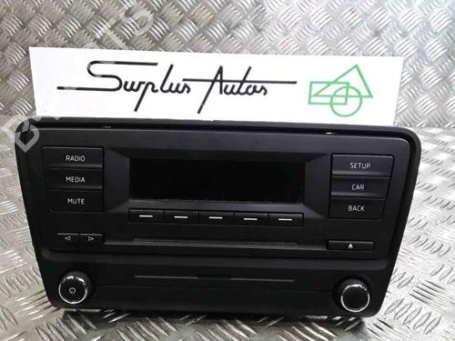 Used Radio SKODA OCTAVIA III (5E3, NL3, NR3) 1.6 TDI (105 hp) 25189321