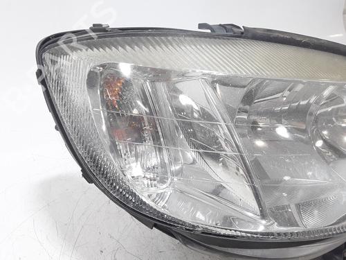 Right headlight OPEL ZAFIRA A MPV (T98) 2.2 DTI 16V (F75) | BP30194807C29