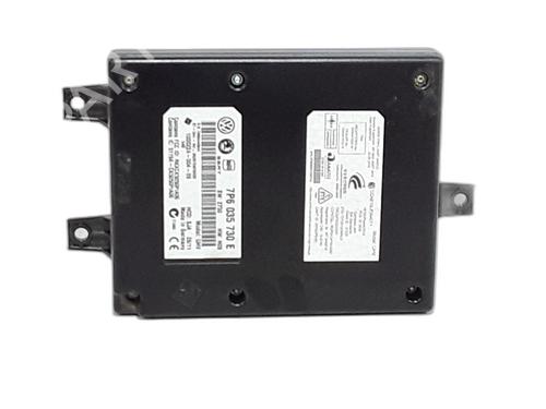 Used Electronic module VW GOLF VI (5K1) 1.6 TDI (105 hp) 30331473