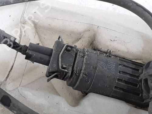 Windscreen washer tank FIAT 500 (312_) 1.2 (312AXA1A) | BP25201903C113