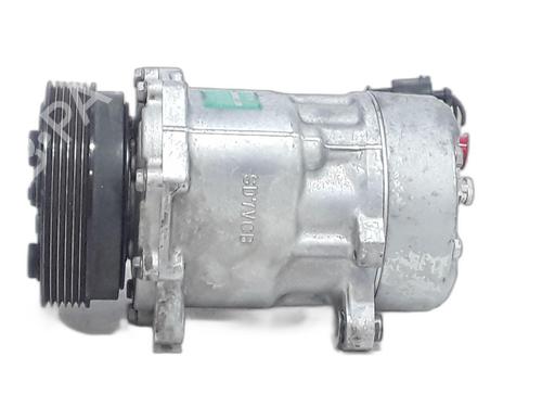 Compresseur AC VW GOLF IV (1J1) 1.4 16V (75 hp) 30331451