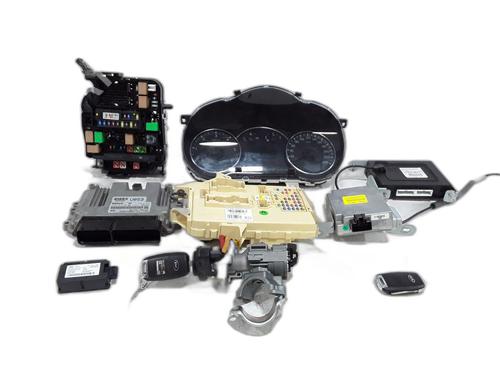 Używane Moduł elektroniczny KIA CARENS IV 1.7 CRDi (116 hp) 30949237