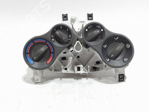Comando chauffage Comando chauffage FIAT PANDA (169_) 1.2 (169AXF2A, 169AXF1A) (69 hp) 36206943 36206943