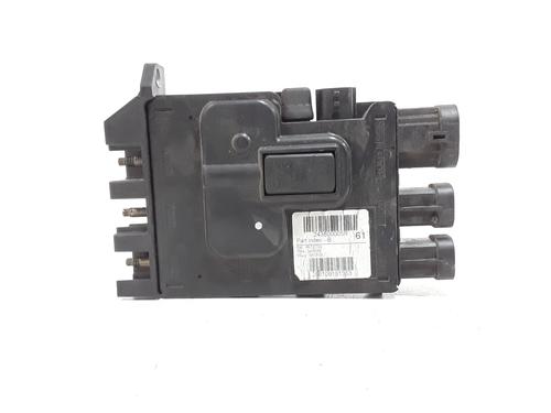 Used Fuse box Fuse box 37497872 37497872