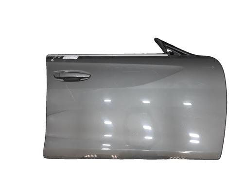 Used Right front door Right front door 39060340 39060340