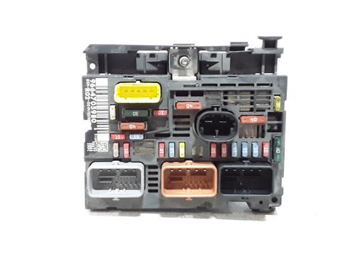Used Fuse box PEUGEOT 407 (6D_) 1.6 HDi 110 (6D9HZC, 6D9HYC) (109 hp) 31820383