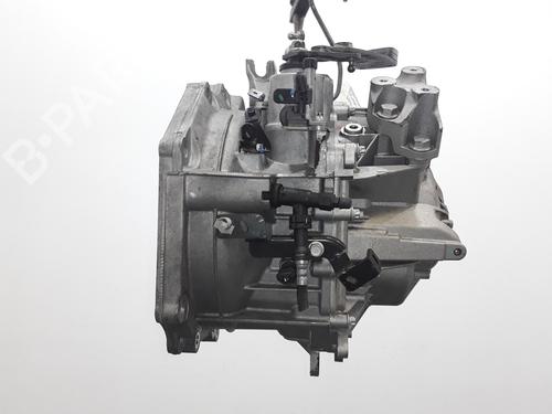 Gearbox CHEVROLET CRUZE Hatchback (J305) 1.7 D | BP36508404M3 - Image 2
