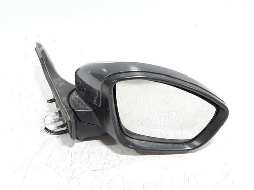 Used Right mirror Right mirror 39060308 39060308