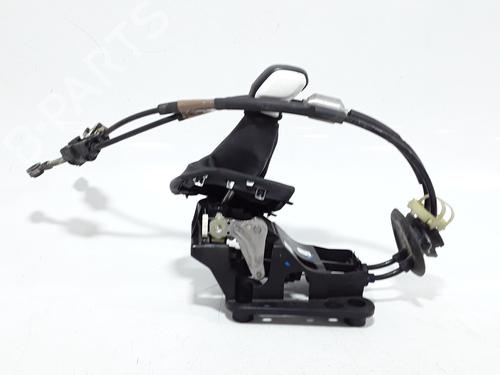 Used Gear lever PEUGEOT 208 I (CA_, CC_) 1.2 VTi 68 / PureTech 68 (68 hp) 25183433
