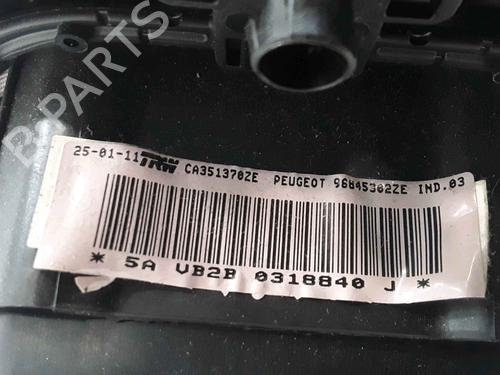 Driver airbag PEUGEOT 5008 (0U_, 0E_) 2.0 HDi 150 / BlueHDi 150 | BP25160449C9 