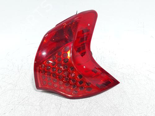 Used Right taillight Right taillight PEUGEOT 3008 I MPV (0U_) 2.0 HDi 150 / BlueHDi 150 (150 hp) 32872240 32872240