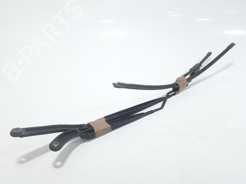 Front windshield wiper arm RENAULT CLIO IV (BH_) 1.5 dCi 75 | BP25767106C143 