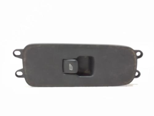 Used Right front window switch VOLVO C30 (533) D3 (150 hp) 30865679