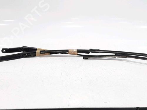 Used Front windshield wiper arm VW GOLF VII (5G1, BQ1, BE1, BE2) 1.6 TDI (110 hp) 25202261