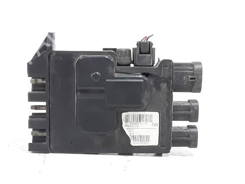 Used Fuse box Fuse box 37273373 37273373