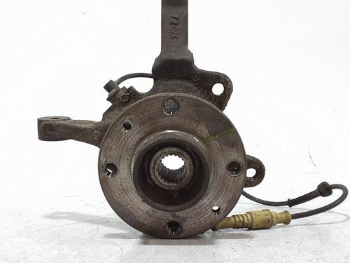 Fusée avant droite RENAULT CLIO II (BB_, CB_) 1.5 dCi (B/CB07) (65 hp) 32398558