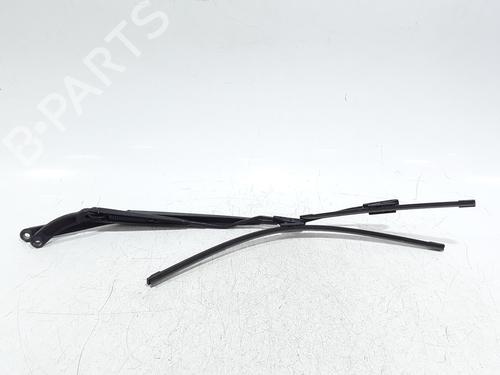front-windshield-wiper-arm-renault-clio-iv-bh_-2012-2013-2014-2015-2016-2017-2018-2019-2020-2021-33458759 main image