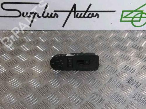 Used Switch SEAT Mii (KF1, KE1) 1.0 (75 hp) 25185413