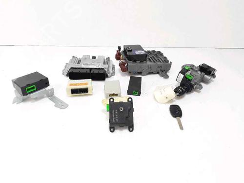 Used Engine control unit (ECU) HONDA CIVIC VIII Hatchback (FN, FK) 2.2 CTDi (FK3) (140 hp) 25195370