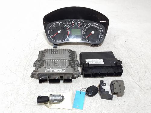 Module électronique FORD FIESTA V (JH_, JD_) 1.4 TDCi (68 hp) 32353564