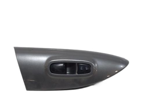 Used Right front window switch NISSAN JUKE (F15) 1.5 dCi (110 hp) 31259363