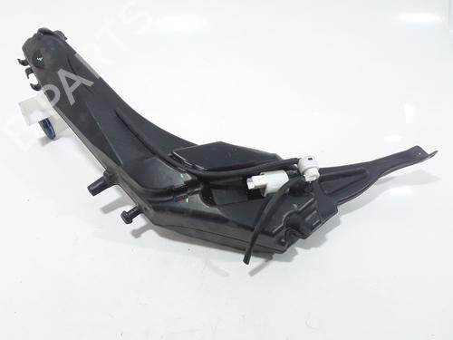 Windscreen washer tank PEUGEOT 308 II (LB_, LP_, LW_, LH_, L3_) 1.2 THP 130 | BP25202043C113