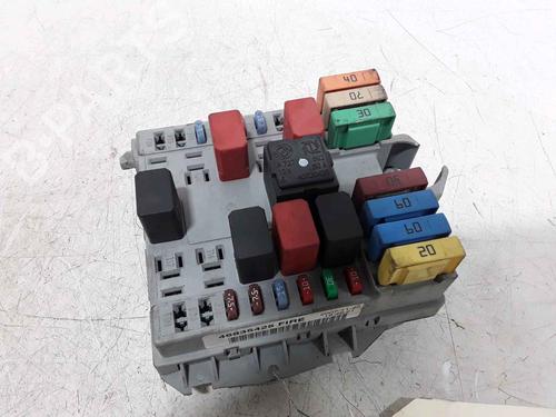 Used Fuse box FIAT PUNTO (188_) 1.2 60 (188.030, .050, .130, .150, .230, .250) (60 hp) 25178438