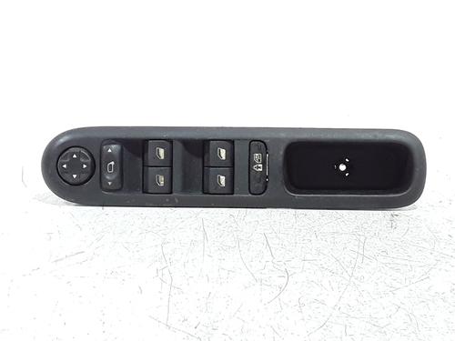 Used Switch Switch PEUGEOT 3008 I MPV (0U_) 1.6 HDi (109 hp) 33413580 33413580