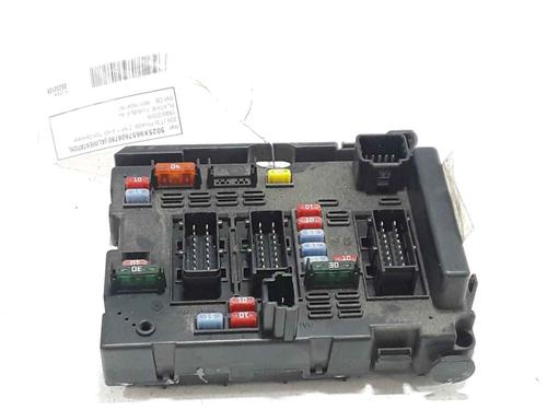Used Fuse box PEUGEOT 206 Hatchback (2A/C) 1.4 HDi eco 70 (68 hp) 25177384