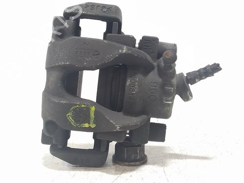 right-front-brake-caliper-renault-clio-iv-bh_-2012-2013-2014-2015-2016-2017-2018-2019-2020-2021-32074924 main image