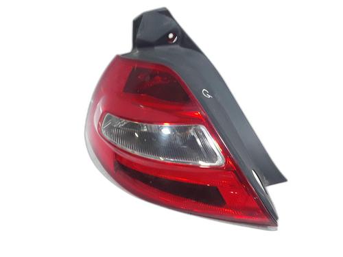 left-taillight-renault-megane-ii-bm01_-cm01_-2001-2002-2003-2004-2005-2006-2007-2008-2009-2010-2011-2012-30473053 main image