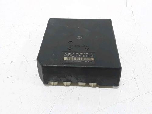 Used Fuse box RENAULT MEGANE III Coupe (DZ0/1_) 1.5 dCi (DZ0B) (106 hp) 25178031