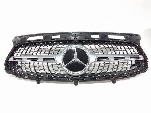 Grill MERCEDES-BENZ GLA (H247) GLA 200 d (247.712) (150 hp) 30892312