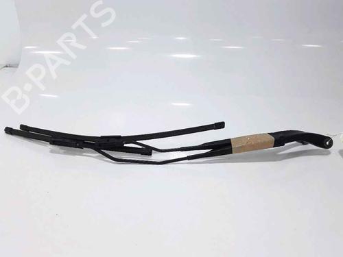 Used Front windshield wiper arm RENAULT MEGANE II (BM0/1_, CM0/1_) 1.5 dCi (BM1F, CM1F) (86 hp) 25202494