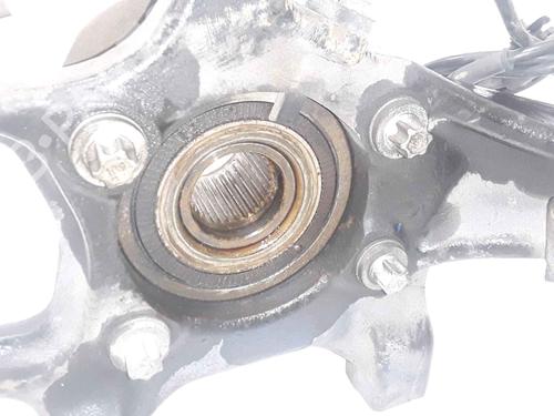 Left front steering knuckle ALFA ROMEO 159 Sportwagon (939_) 2.4 JTDM (939BXD1B, 939BXD12) | BP25197296M25 