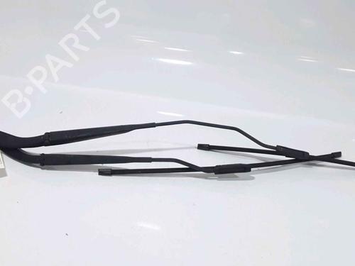 Used Front windshield wiper arm RENAULT MEGANE II (BM0/1_, CM0/1_) 1.5 dCi (BM1F, CM1F) (86 hp) 25202554