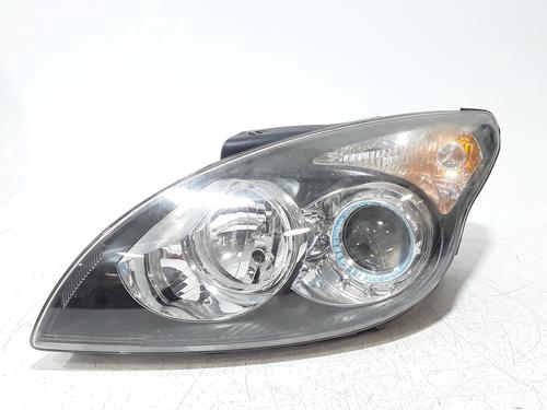 Used Left headlight HYUNDAI i30 (FD) 1.6 CRDi (90 hp) 30739388