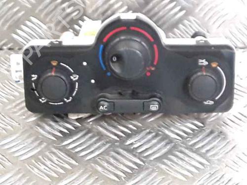 Used Climate control RENAULT CLIO III (BR0/1, CR0/1) 1.5 dCi (75 hp) 25169046