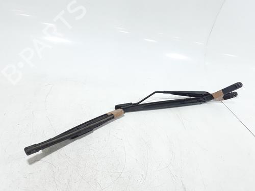 Front windshield wiper arm RENAULT CLIO IV (BH_) 1.5 dCi 90 | BP25202826C143