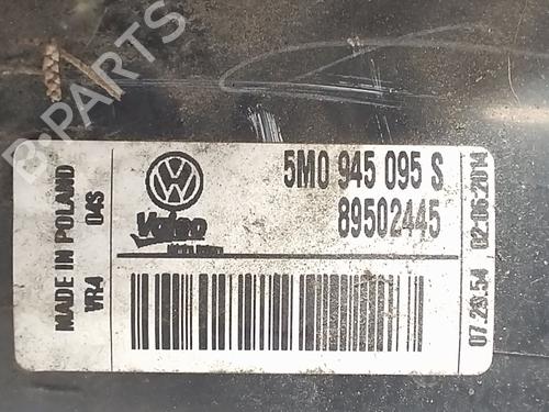 Left taillight VW GOLF PLUS V (5M1, 521) 2.0 TDI 16V | BP29879215C34