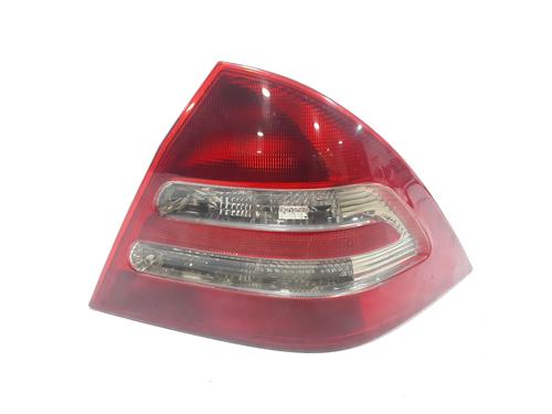 Used Right taillight MERCEDES-BENZ C-CLASS (W203) C 220 CDI (203.006, 203.008) (143 hp) 25193557