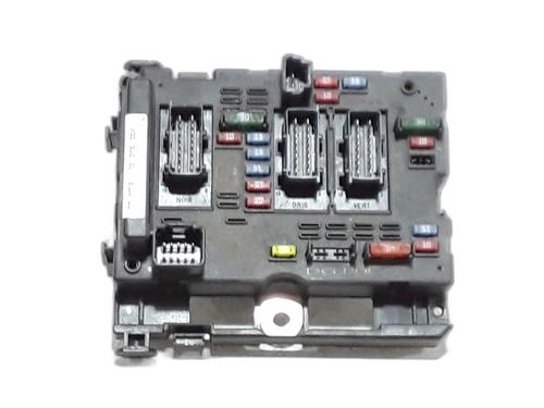 Used Fuse box PEUGEOT 206 Hatchback (2A/C) 1.6 16V (109 hp) 30500832