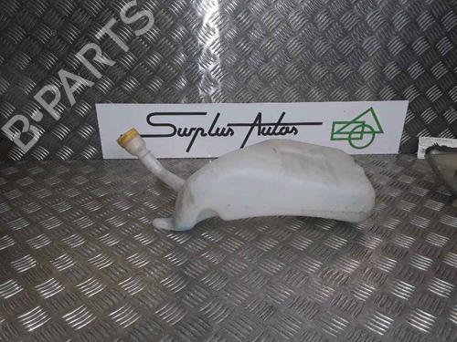 Used Windscreen washer tank RENAULT MEGANE III Grandtour (KZ0/1) 1.5 dCi (KZ09, KZ0D, KZ1G, KZ29, KZ14, KZ1W, KZ10, KZ1F,... (110 hp) 25201682