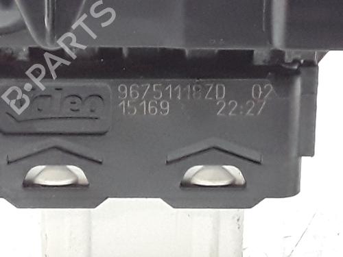 Right front window switch PEUGEOT 208 I (CA_, CC_) 1.6 BlueHDi 100 | BP32872302I26 - Image 2