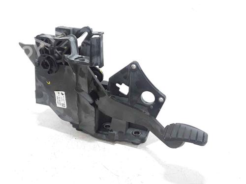 Pedal RENAULT TWINGO III (BCM_, BCA_) 1.0 SCe 70 (71 hp) 25190377